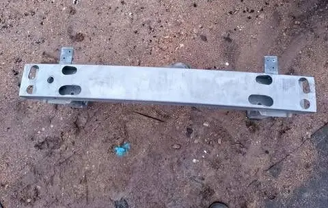 Jaguar XJ X351 Front bumper support beam 