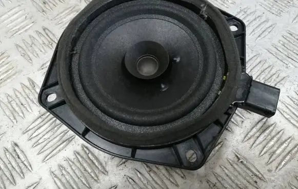 Mitsubishi Colt Front door speaker EAS13P17A6 04D05C1C MN14141