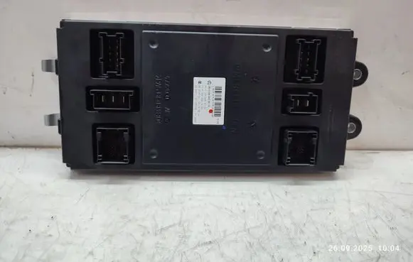 Mercedes-Benz R W251 Central body control module A1645458532