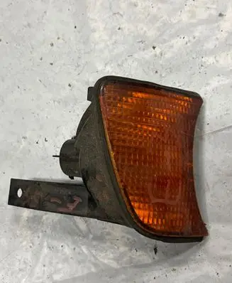BMW 5 E34 Front indicator light 155243