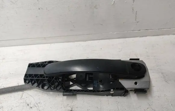 Skoda Fabia Mk2 (5J) Front door exterior handle 5N0837885H 22420163