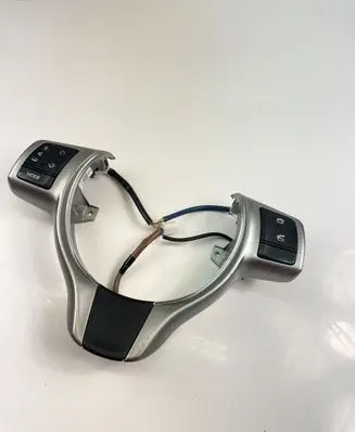 Toyota Yaris Steering wheel adjustment switch 3413T232