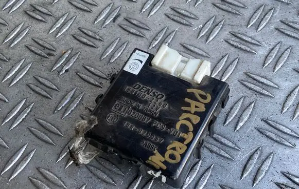 Toyota Corolla Verso E121 Parking PDC control unit/module 10R020087 1881002260 020087PCSV01
