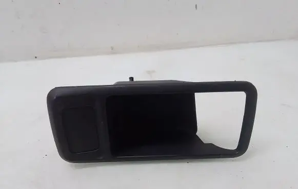 Other rear door trim element