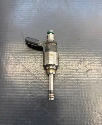 KIA Ceed Fuel injector 9041090013 4006826ZX 23704561