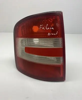 Skoda Fabia Mk2 (5J) Rear/tail lights 6Y9945095E 6Y9945111D