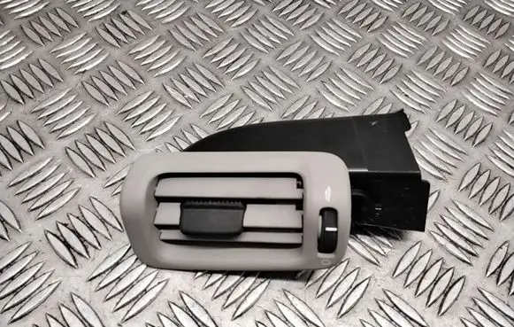 Volvo V70 Rear air vent grill 06E5365