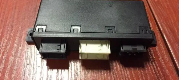 BMW 7 E38 Door control unit/module 8374806