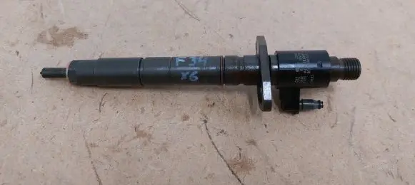Jaguar XF X250 Fuel injector 9X2Q9K546DB S6MDFB3