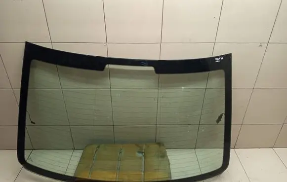 Volkswagen PASSAT B7 Rear windscreen/windshield window 3C5845051Q 43R00048