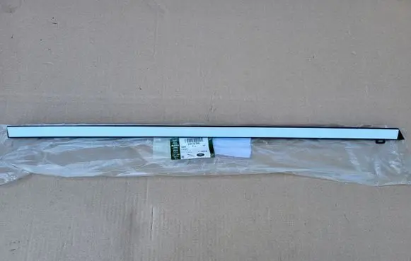 Land Rover Range Rover Evoque L551 Rear door trim (molding) LR114196ranzez