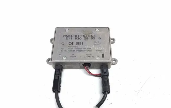Mercedes-Benz C W203 Bluetooth antenna 2118200885 K3619