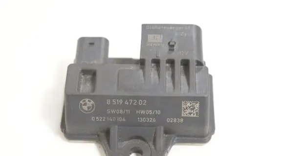 Audi A4 S4 B7 8E 8H Glow plug pre-heat relay 0522140104 8519472