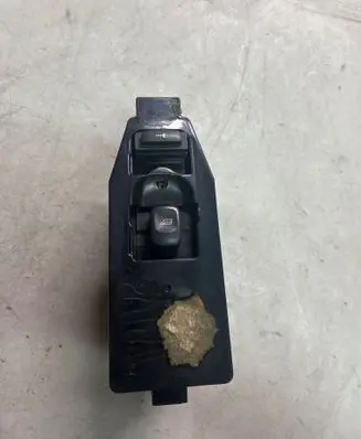 Volvo S60 Electric window control switch 8651328 MP128000045