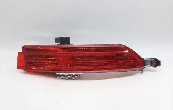 Volkswagen Touareg II Rear fog light 7P6945701