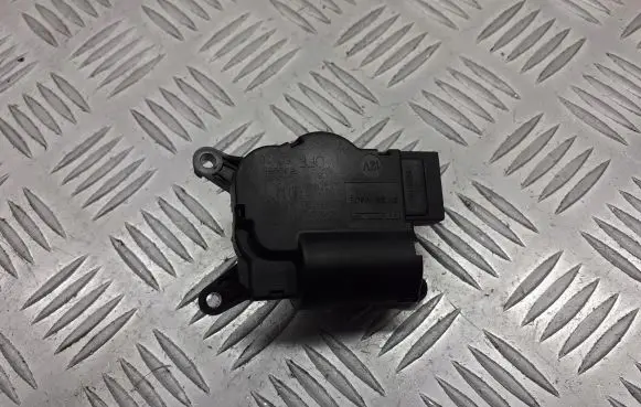 Opel Corsa D Central body control module A21000700
