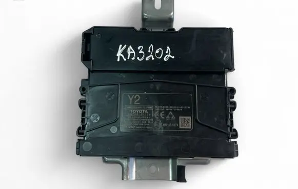 Toyota C-HR I Other control units/modules 8674010030