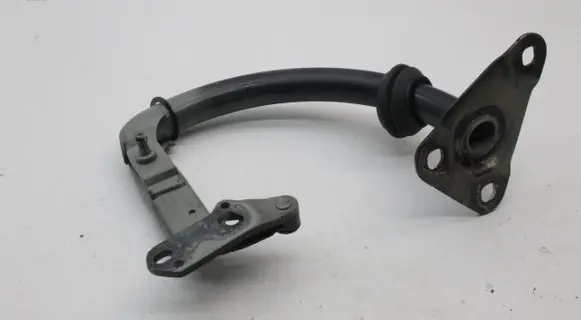 BMW 7 E65 E66 Tailgate/trunk/boot hinge 8240340