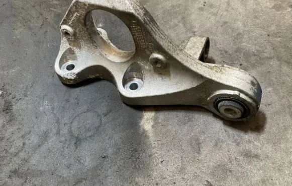 Volvo XC90 Driveshaft support bearing bracket 32222463 603FA