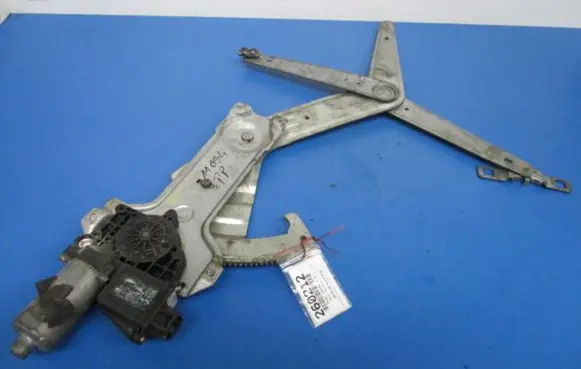 Opel Calibra Front door window regulator with motor