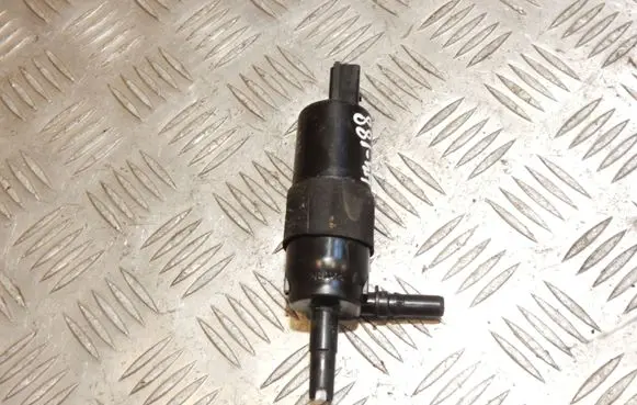 Audi A5 8T 8F Windscreen/windshield washer pump 8K5955647 44187