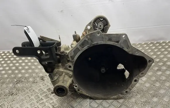 Chrysler Grand Voyager IV Manual 5 speed gearbox P04641928AC 04641928AC