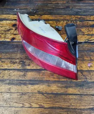 Skoda Superb B6 (3T) Rear/tail lights 086651916LF
