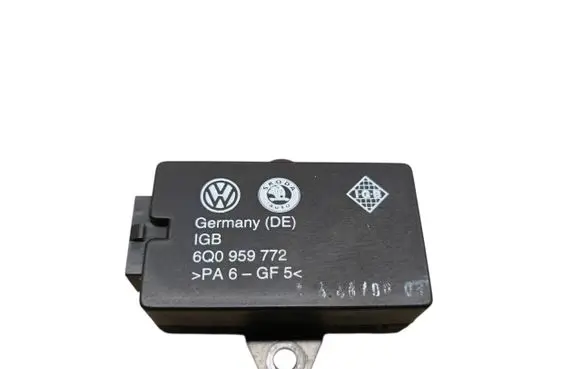Skoda Fabia Mk1 (6Y) Seat control module 6Q0959772