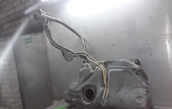 Volkswagen Polo IV 9N3 Fuel tank 6Q0201085A