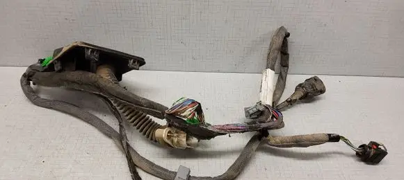 Volvo V70 Front door wiring loom D9452501003
