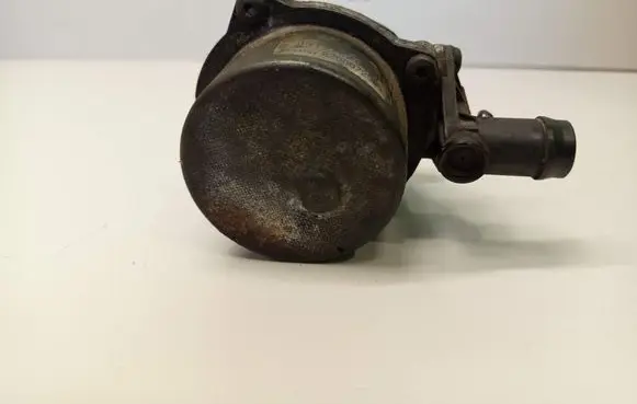 Volvo S40, V40 Vacuum pump 8200072985