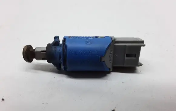 Brake pedal sensor switch