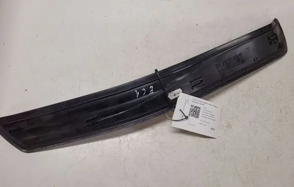 BMW 5 E60 E61 Rear sill trim cover 51477034305 51477074511 223399