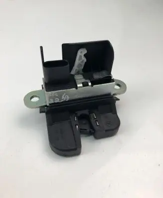 Volkswagen Golf VII Tailgate/trunk/boot lock/catch/latch 5G6827505B
