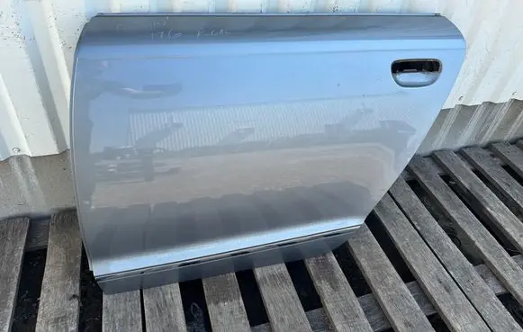 Audi A6 S6 C6 4F Rear door