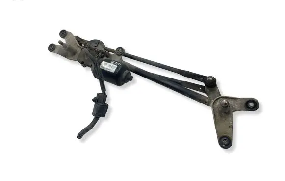 KIA Sorento Front wiper linkage and motor 981003E000