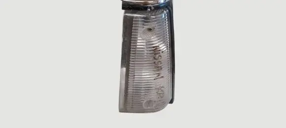 Nissan Sentra B11 Front indicator light IKI5141