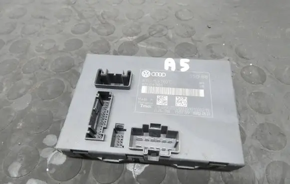 Audi A5 8T 8F Seat control module 8T0959760C