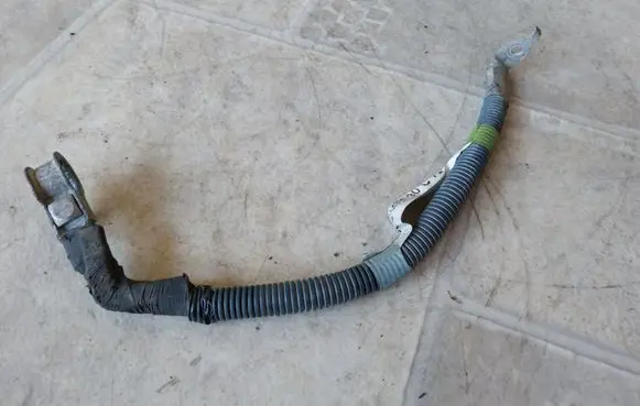 Lexus IS 220D-250-350 Negative earth cable (battery) 8228430