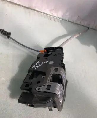 Mercedes-Benz GLA H247 Front door lock A0997202302