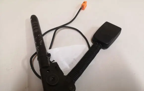 Ford Focus C-MAX Front seatbelt buckle 3M51R61208AD