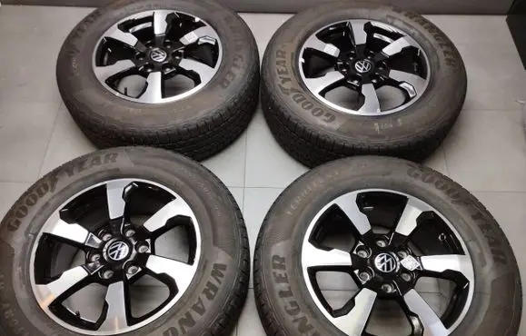 R18 alloy rim