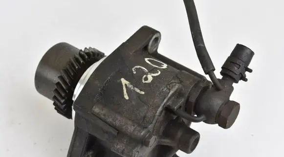 Toyota Land Cruiser (J150) Vacuum pump 2930067020