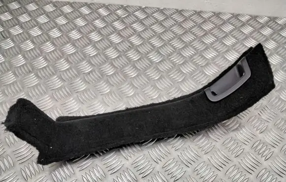 Mercedes-Benz E W212 (D) pillar trim (bottom) 2126903025 2129230400