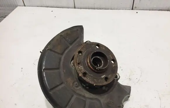 Volkswagen PASSAT B6 Front wheel hub spindle knuckle