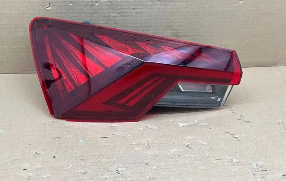 Rear/tail lights