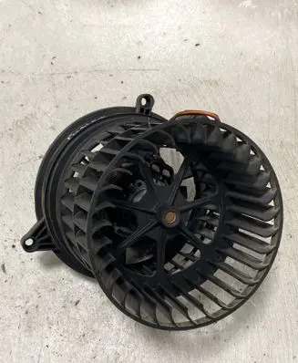 Ford Fusion Heater fan/blower 1736005401