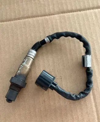 Mercedes-Benz A W169 Lambda probe sensor 0045420718 05T211 587302