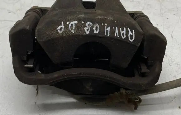 Toyota RAV 4 (XA30) Front brake caliper