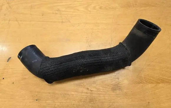 Mazda CX-7 Intercooler hose/pipe